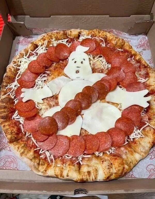 Playing With Your Food Has Never Looked So Entertaining Playing With Your Food Has Never Looked So Entertaining