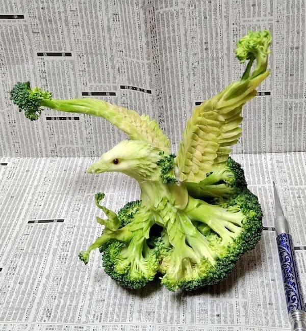 Playing With Your Food Has Never Looked So Entertaining Playing With Your Food Has Never Looked So Entertaining