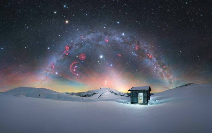 Stunning Milky Way Photos That Captivate The World