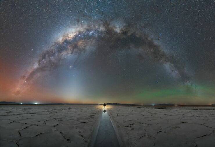 Stunning Milky Way Photos That Captivate The World