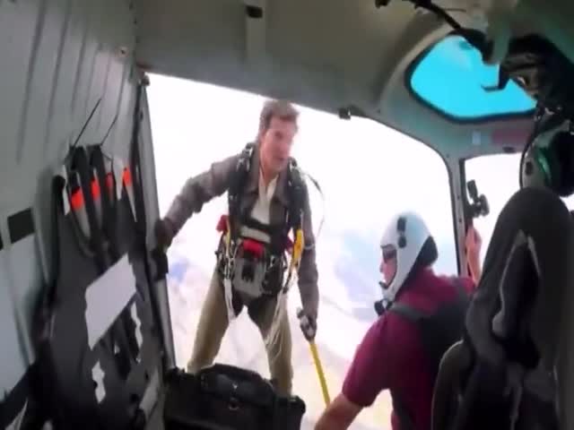 Tom Cruise Made It Into The Guinness World Records For His Bravery
