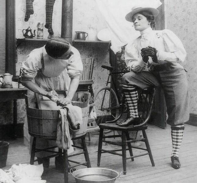 Victorian Photos That Reveal a World Long Gone