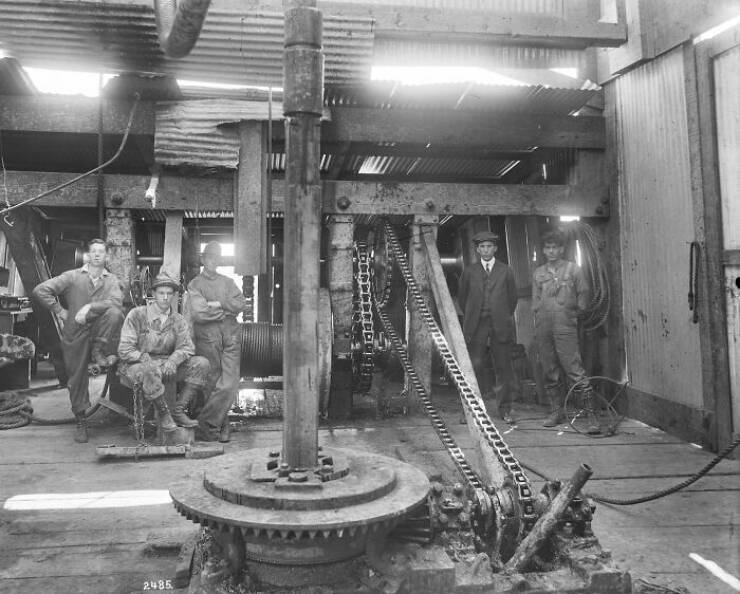 Hard Work, Honest Faces: Vintage Photos from America’s Job Sites