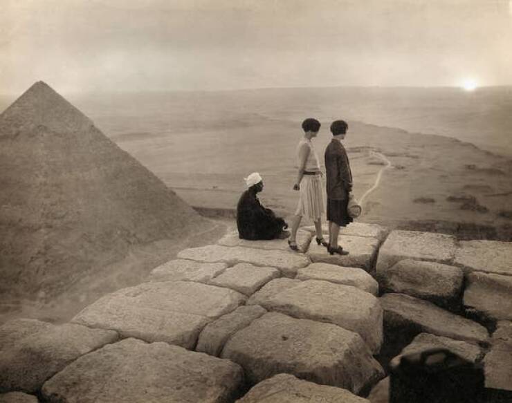 Fascinating Pics That Tell A Story