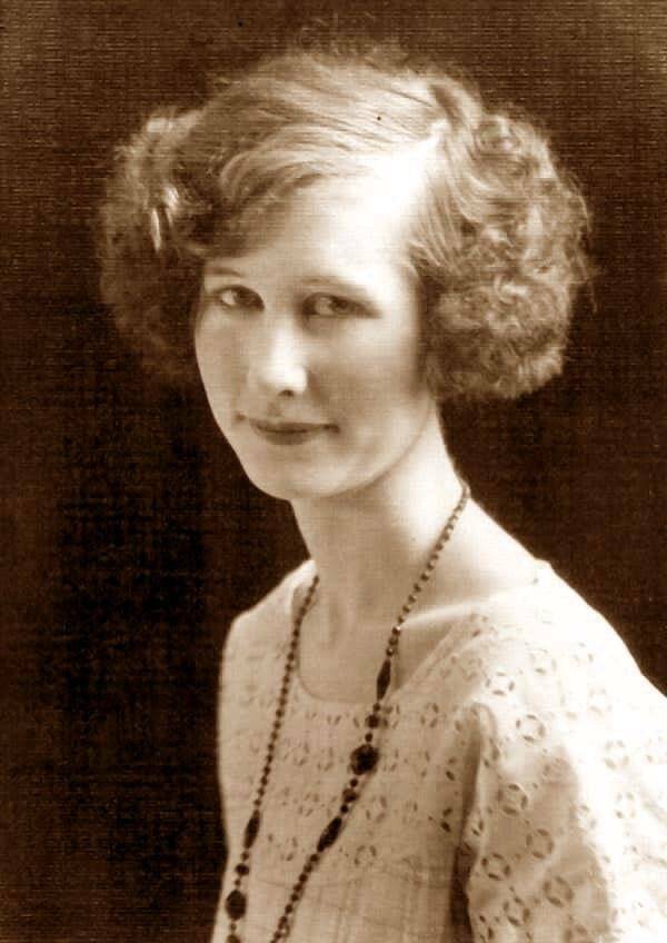 Your Grandma’s Style Could Obliterate Today’s Fashion Influencers