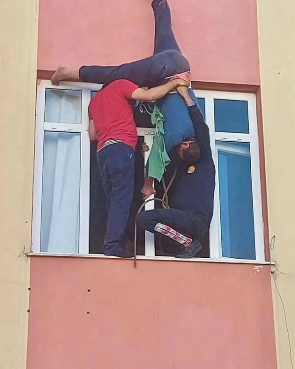 Absolutely No Context, Just Pure Confusion