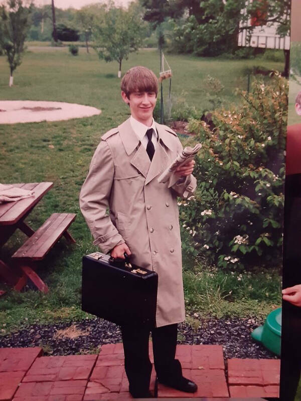 Awkward Throwbacks That Time Forgot (But We Didn’t)