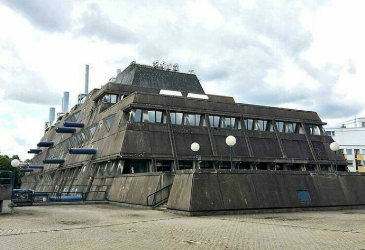 Buildings That Look Like They’re Plotting Something Sinister