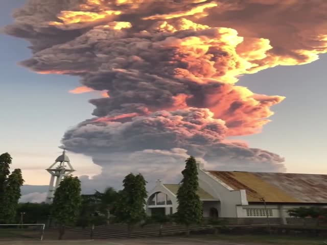 BREAKING: Mount Lewotobi Laki-Laki In Indonesia Has Erupted