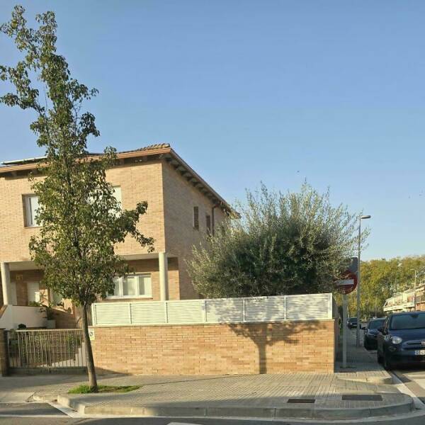 Shadows So Strange They’ll Make You Do A Double Take