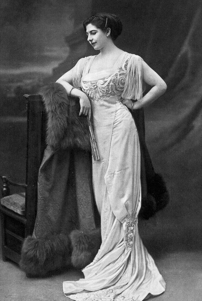 Historical Figures Who Were Surprisingly Hot By Today’s Standards