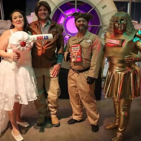 Cosplayers Celebrate the Return of Spaceballs in Style