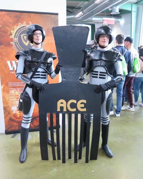 Cosplayers Celebrate the Return of Spaceballs in Style