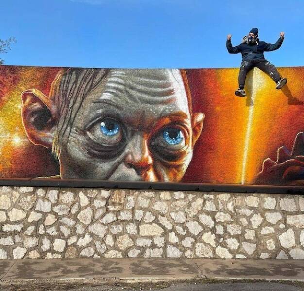 One Meme to Rule Them All