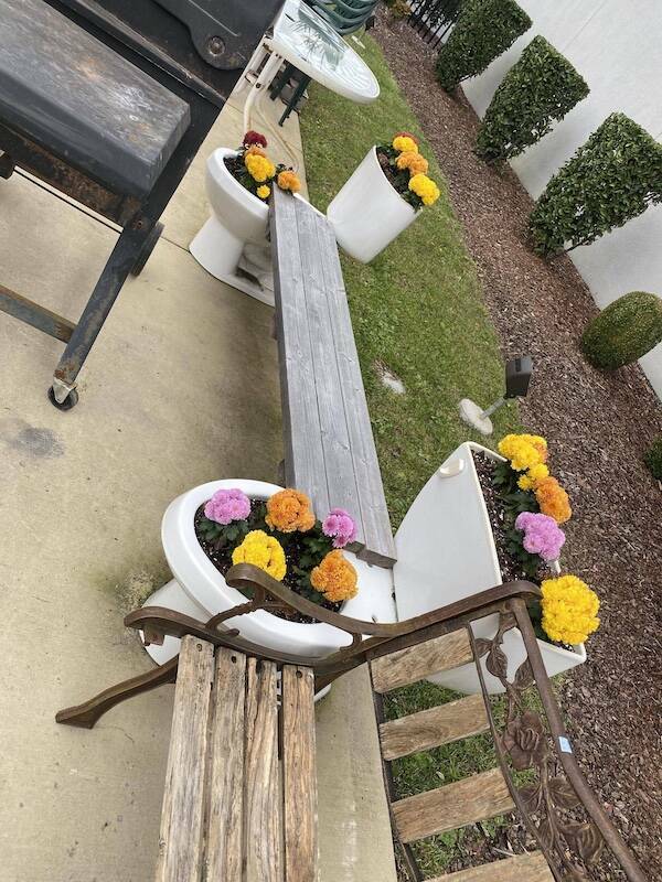 DIY Solutions So Bad They’re Brilliant DIY Solutions So Bad They’re Brilliant