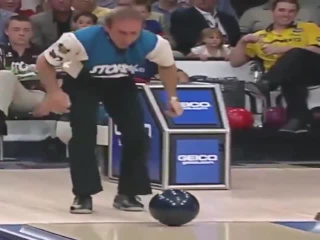 The Coolest Bowling Trickshots