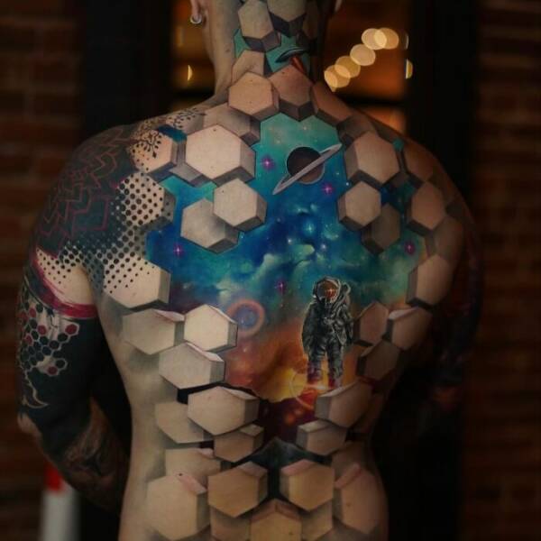 Optical Illusion Ink That Defies Reality