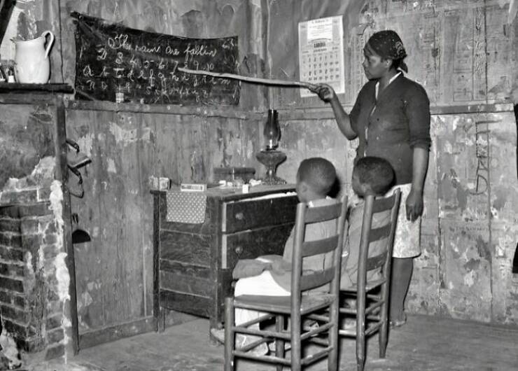 Timeless Photos with Stories That Echo Through History