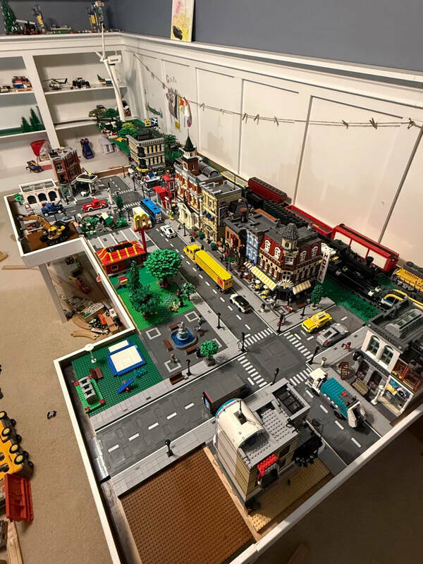 Unlock Your Imagination with LEGO Unlock Your Imagination with LEGO