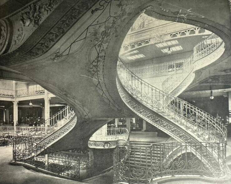 Timeless Beauty: Architecture That Echoes the Past