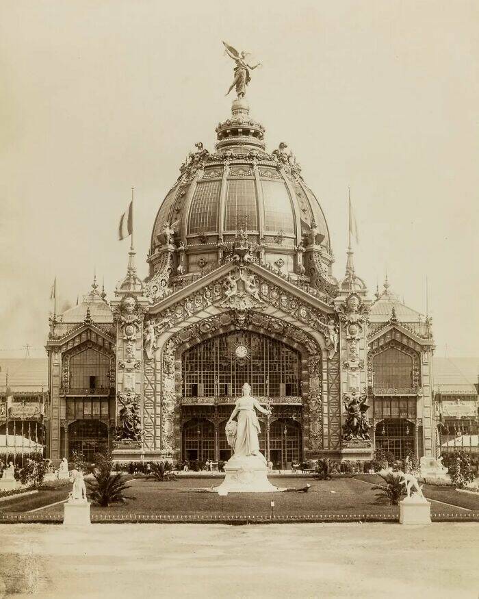 Timeless Beauty: Architecture That Echoes the Past