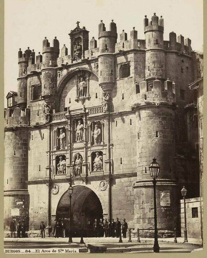 Timeless Beauty: Architecture That Echoes the Past