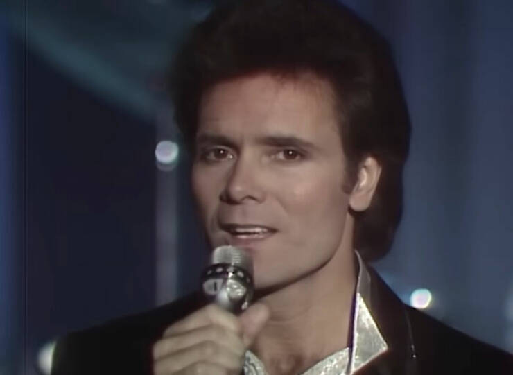 Unexpected Celebs Some People Secretly Can’t Stand