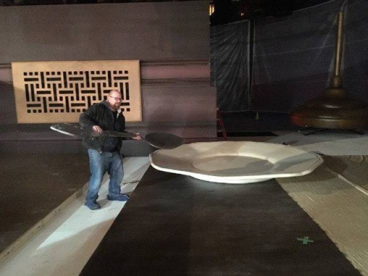 Supersized Stuff That’s Hard to Believe