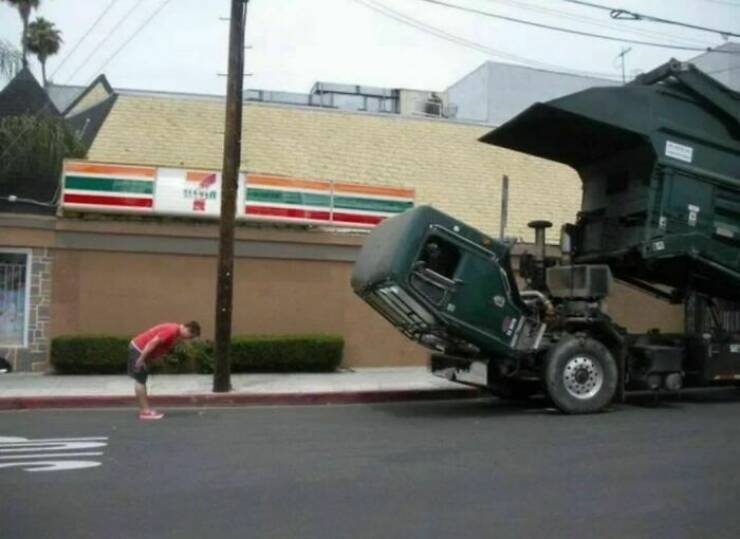 Weird Images That Are Somehow Too Funny