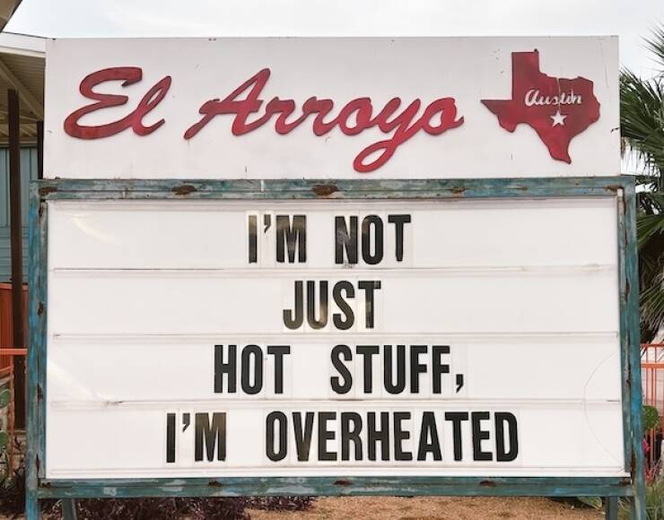 Hilarious El Arroyo Signs That Always Hit the Spot