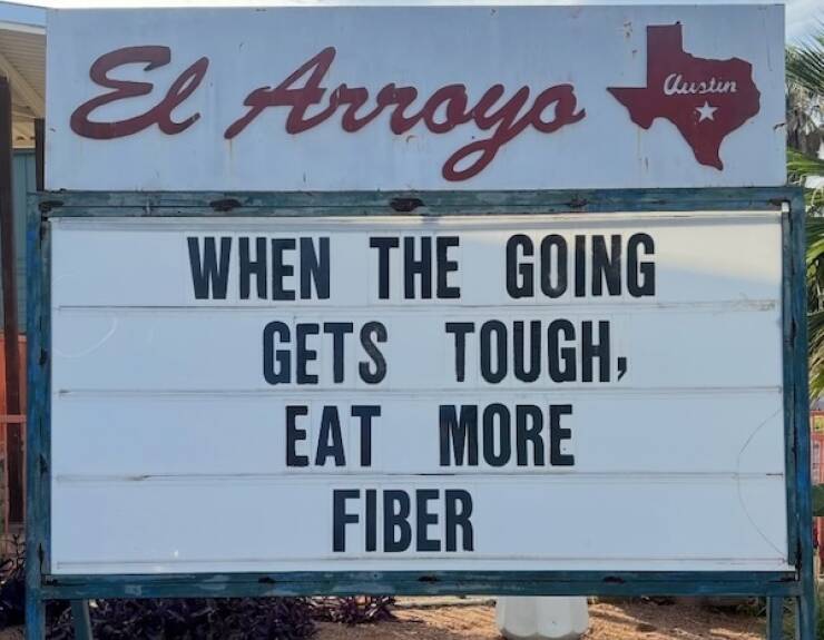 Hilarious El Arroyo Signs That Always Hit the Spot
