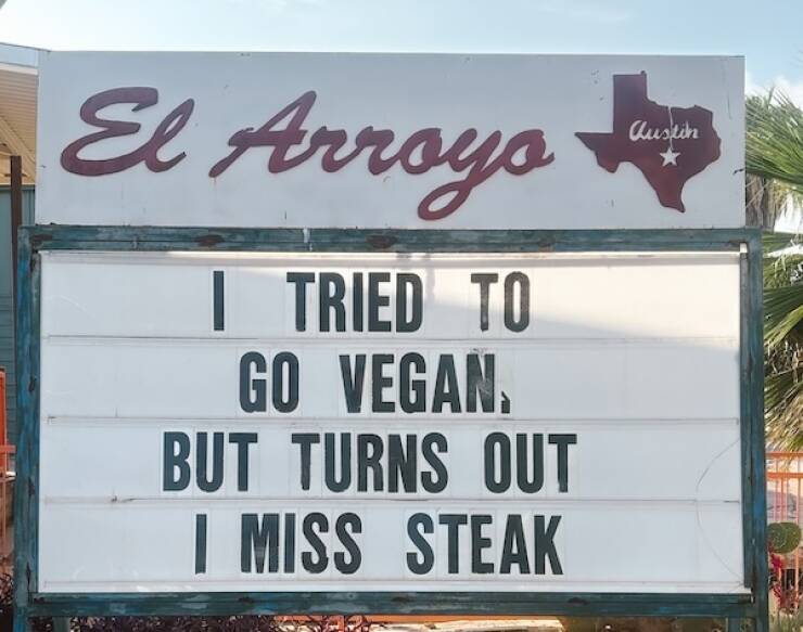 Hilarious El Arroyo Signs That Always Hit the Spot