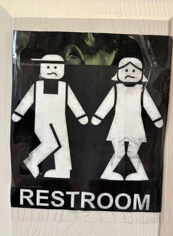 Witty Signs That Deserve a Slow Clap