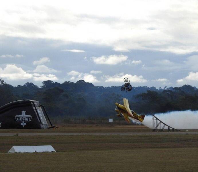 Right Place, Right Time Right Place, Right Time