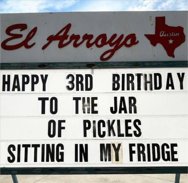 Memes Full of Pure Wis-DUMB