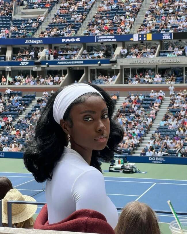 Modern Moments, Renaissance Vibes