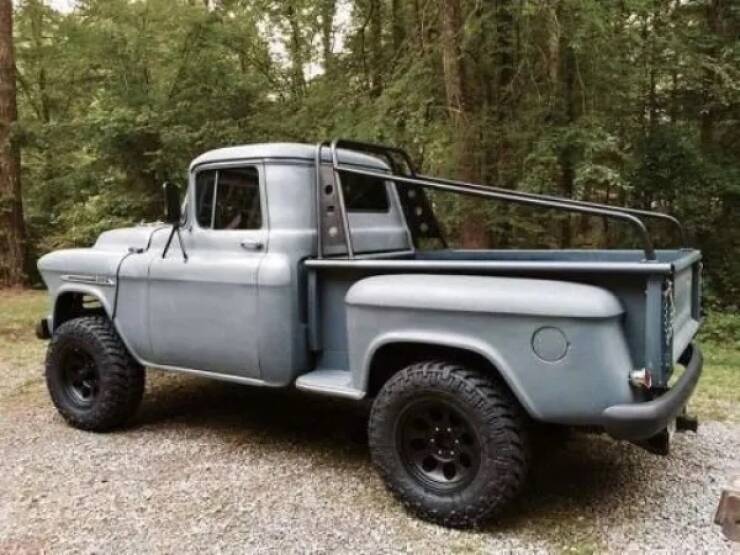 Jaw-Dropping Trucks Built to Impress Jaw-Dropping Trucks Built to Impress