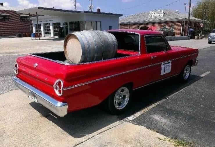 Jaw-Dropping Trucks Built to Impress Jaw-Dropping Trucks Built to Impress