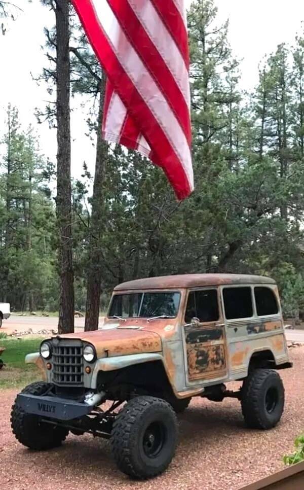 Jaw-Dropping Trucks Built to Impress Jaw-Dropping Trucks Built to Impress