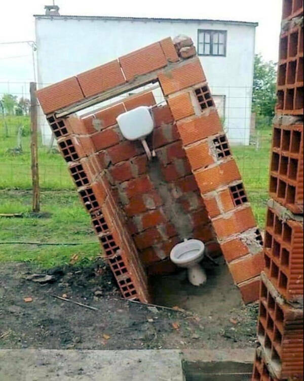 Unreal Images That Defy Logic Unreal Images That Defy Logic