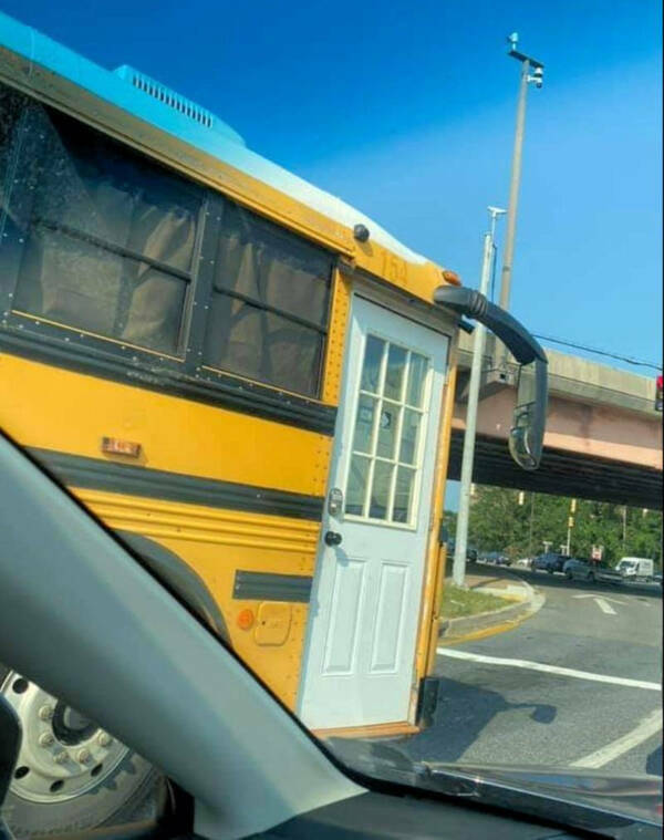 Unreal Images That Defy Logic Unreal Images That Defy Logic