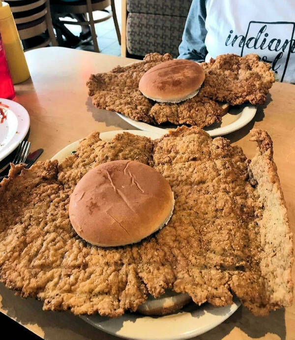 Unreal Images That Defy Logic Unreal Images That Defy Logic