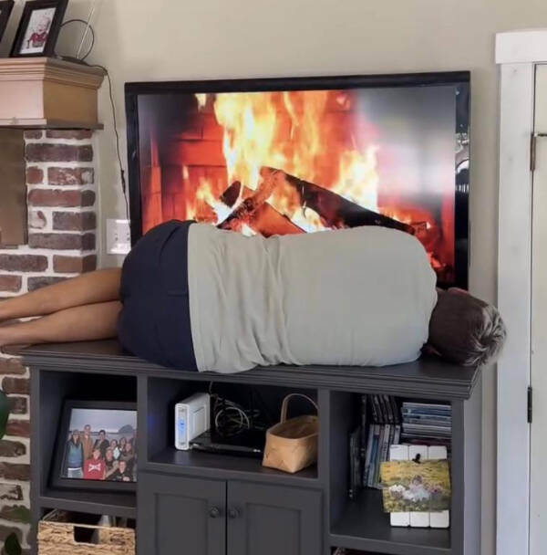 Unreal Images That Defy Logic