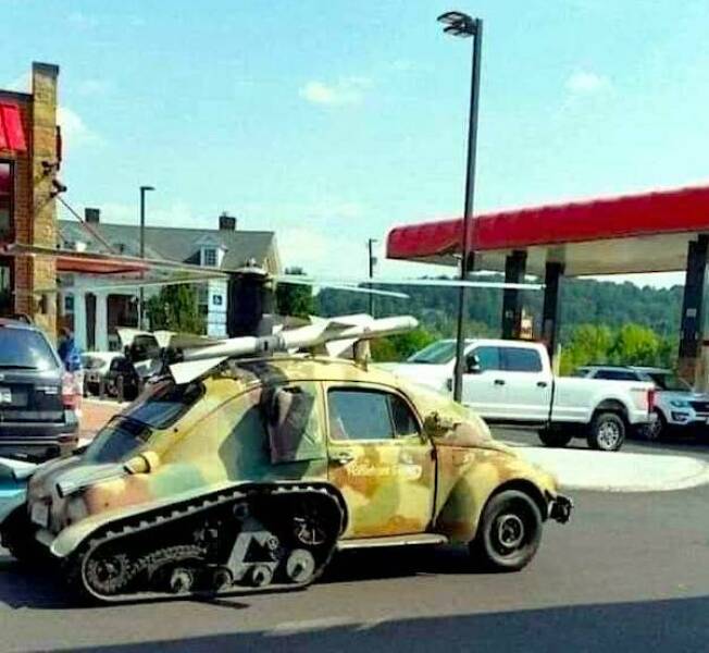 Utterly Confusing Images from the Internet