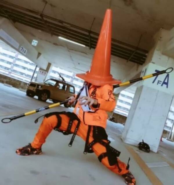 Utterly Confusing Images from the Internet