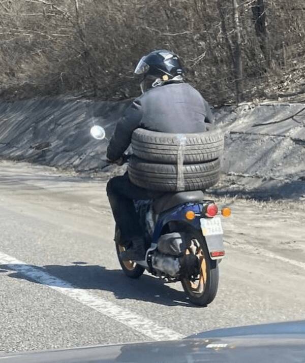 Utterly Confusing Images from the Internet