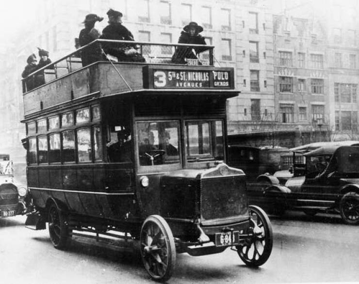 Incredible Shots That Bend Your Brain a Little