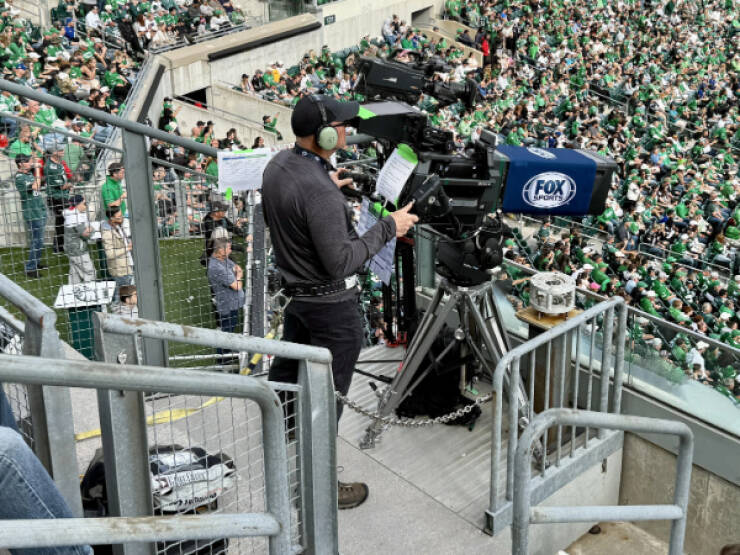 Oddly Satisfying and Mildly Interesting Moments from Everyday Life