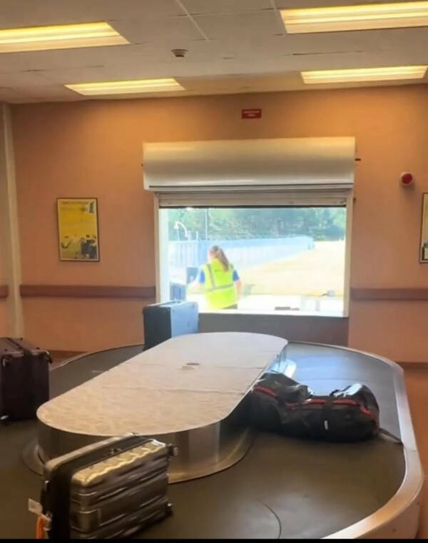 Oddly Satisfying and Mildly Interesting Moments from Everyday Life