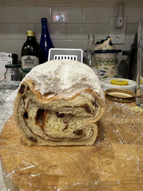 Satisfyingly Curious Images for Idle Browsing